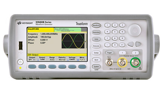 33522B 波形發(fā)生器，30 MHz，2 通道，具有任意波形生成能力